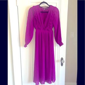 Stunning Zara Magenta dress. MIDI length.